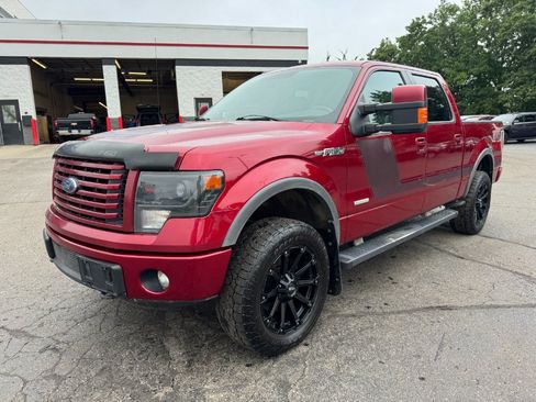 Used 2014 Ford F150 FX4 w/ Equipment Group 402A Luxury AWD/4WD image 1