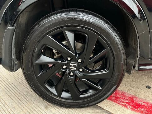 Used 2022 Honda HR-V Sport image 9