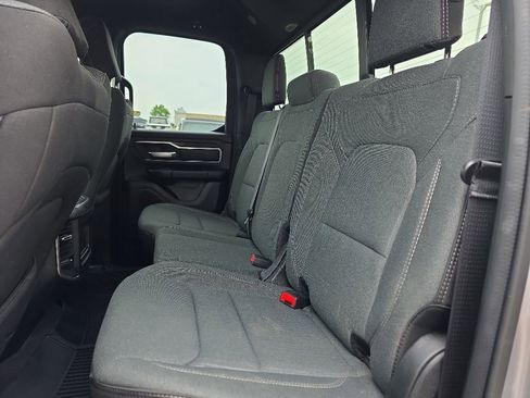 Used 2022 RAM 1500 Big Horn AWD/4WD image 10