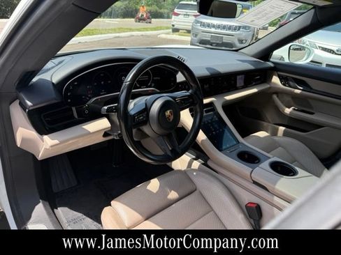 Used 2021 Porsche Taycan 4S AWD/4WD image 12