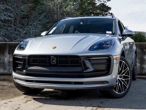 New 2026 Porsche Macan Turbo image 7