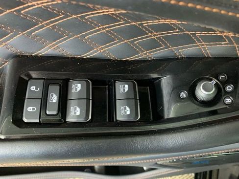 Used 2022 Jeep Grand Cherokee L Summit w/ Advanced Protech Group IV image 32