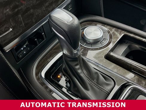 Used 2024 Nissan Armada Platinum w/ Captain's Chairs Package image 12