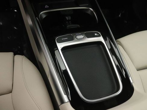 New 2026 Mercedes-Benz GLB 250 4MATIC image 6