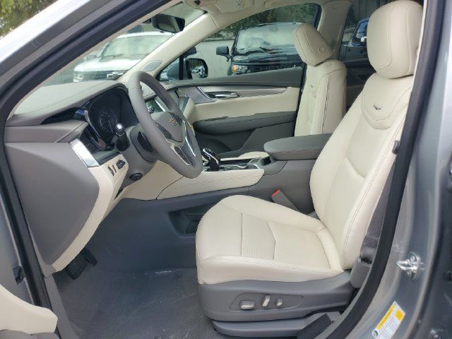 Certified 2026 Cadillac XT5 Premium Luxury w/ Driver Assist Package FWD image 8