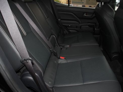 Used 2025 Toyota 4Runner Limited image 26