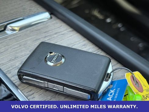 Certified 2024 Volvo XC90 B6 Ultimate w/ Lounge Package AWD/4WD image 40