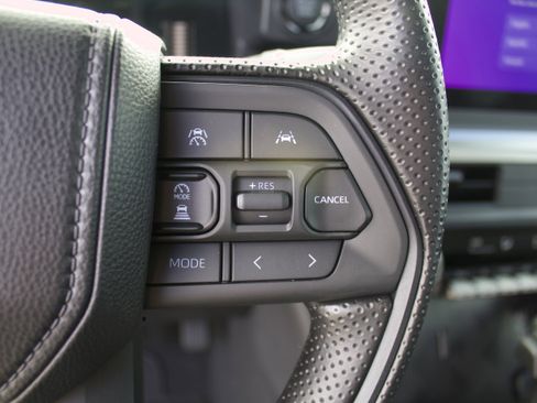 Used 2026 Toyota Tacoma SR5 image 12