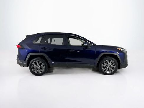 Used 2025 Toyota RAV4 XLE Premium w/ Weather Package AWD/4WD image 6