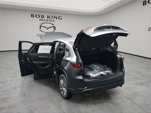 New 2025 MAZDA CX-5 AWD 2.5 S w/ Premium Plus Pkg image 15