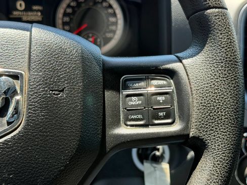 Used 2016 RAM 1500 Classic SLT AWD/4WD image 27