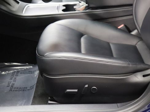 Used 2022 Tesla Model 3 Long Range image 33
