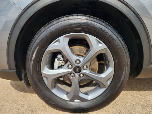 Used 2025 Ford Escape ST-Line FWD image 11