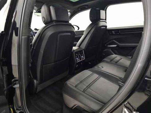 Used 2021 Porsche Cayenne GTS image 34