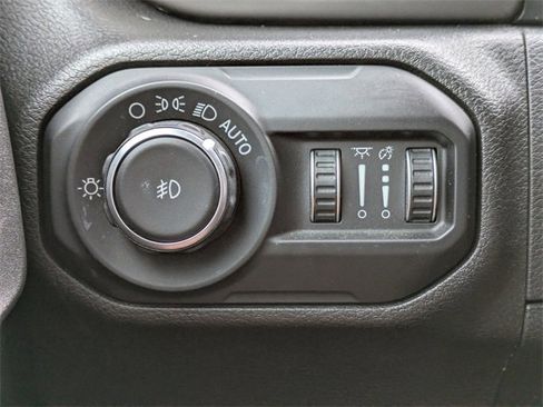 Used 2019 Jeep Wrangler Unlimited Sport S image 23