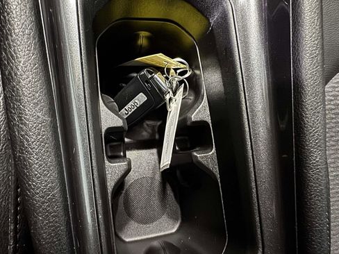 Used 2022 Jeep Compass Latitude w/ Convenience Group image 27