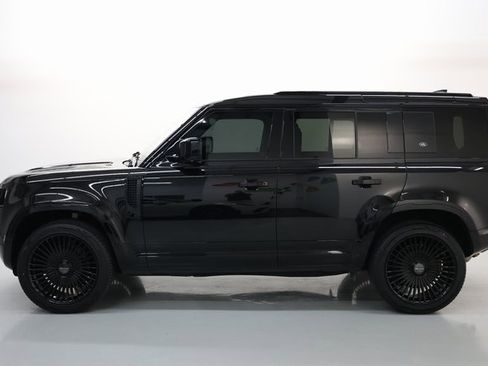 Used 2023 Land Rover Defender 110 SE image 58