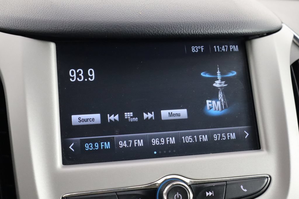 Used 2017 Chevrolet Cruze LS FWD image 25