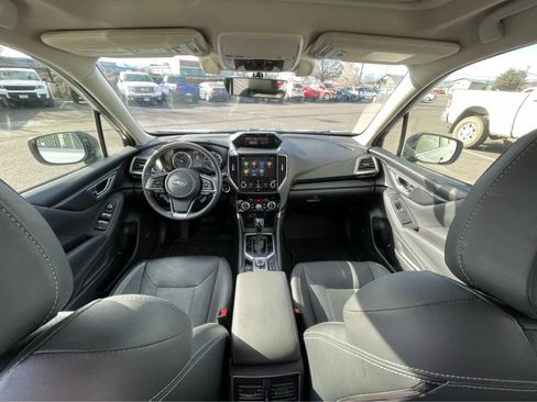 Used 2019 Subaru Forester Touring w/ Popular Package #3 image 12