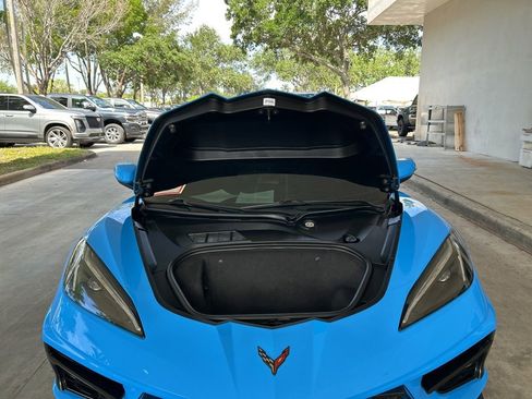 Used 2021 Chevrolet Corvette Stingray Preferred Cpe w/ Z51 Performance Package RWD image 11