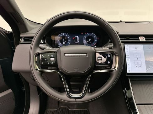 Used 2026 Land Rover Range Rover Velar Dynamic SE image 13