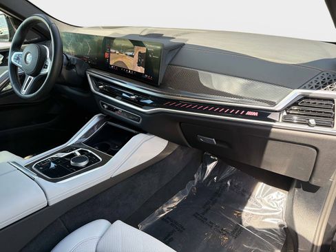 Used 2026 BMW X6 M60i image 23