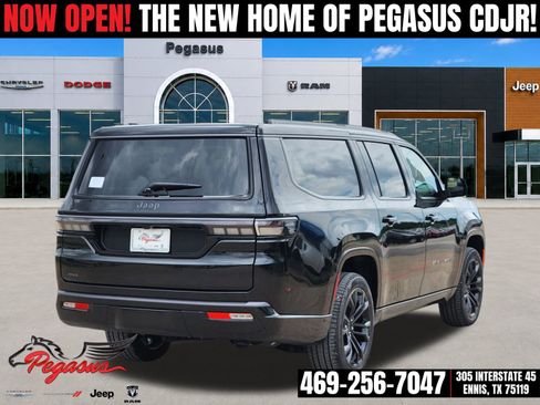 New 2026 Jeep Grand Wagoneer L Summit AWD/4WD image 5