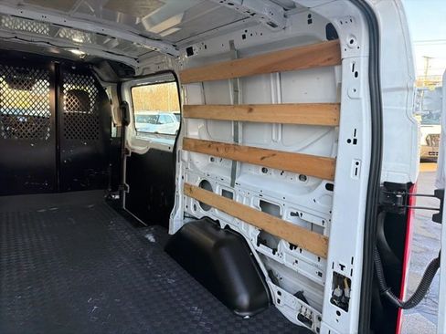 Used 2024 Ford Transit 250 Low Roof w/ Exterior Upgrade Package image 22