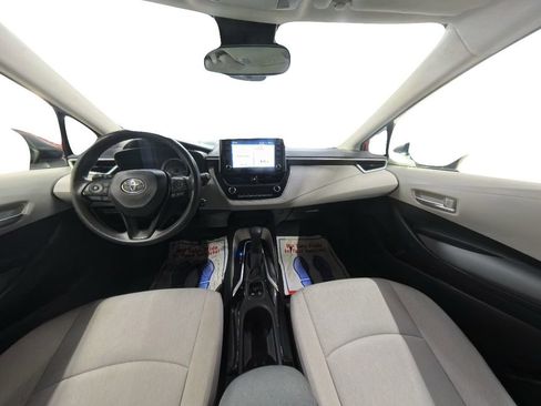Used 2021 Toyota Corolla LE image 22
