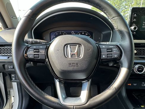 Used 2024 Honda Civic Touring image 6