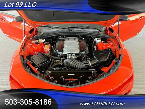 Used 2020 Chevrolet Camaro SS RWD image 23