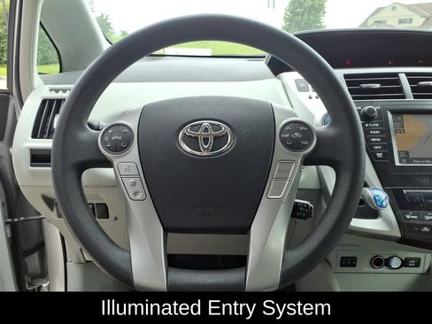 Used 2012 Toyota Prius V Five FWD image 16