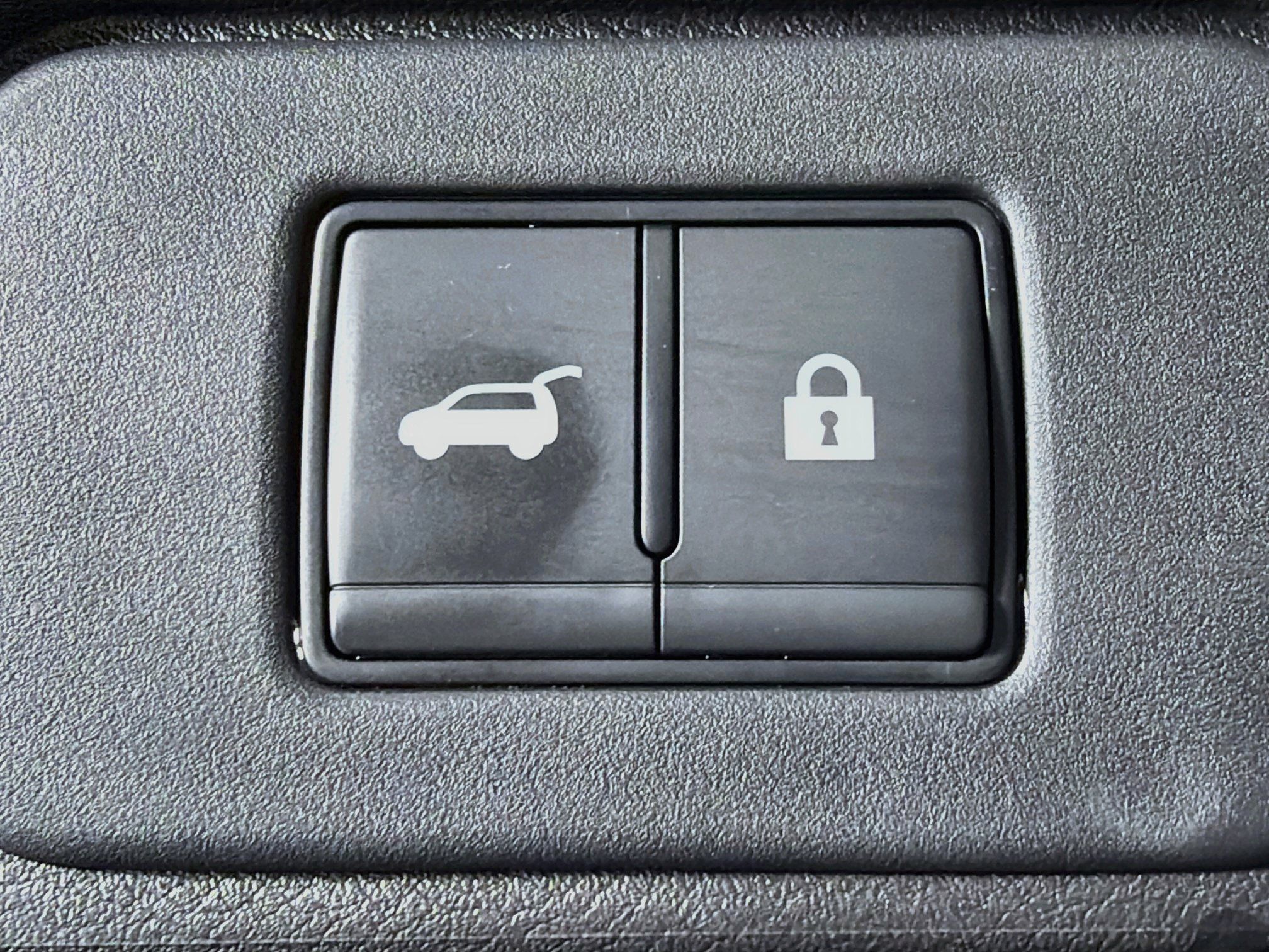 Used 2026 Nissan Rogue SV FWD image 30