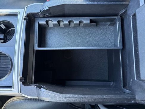 Used 2019 Ford F350 Platinum w/ Platinum Ultimate Package AWD/4WD image 27