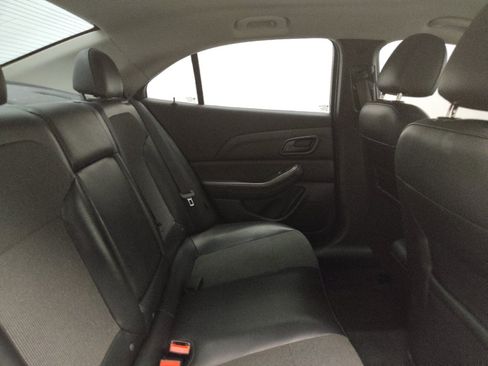 Used 2016 Chevrolet Malibu LT FWD image 19