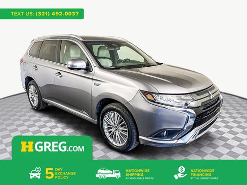 Used 2022 Mitsubishi Outlander GT image 1