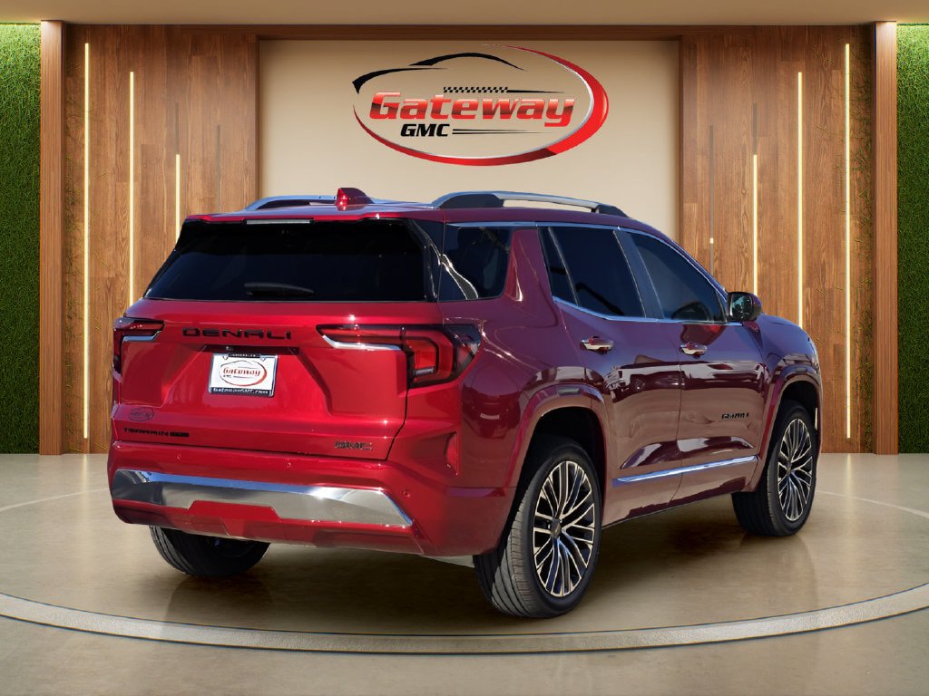 New 2027 GMC Terrain Denali w/ LPO, Black Badging Package AWD/4WD image 4