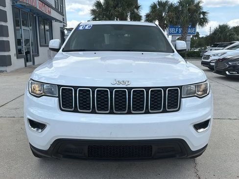 Used 2019 Jeep Grand Cherokee Laredo w/ Laredo X Package RWD image 8