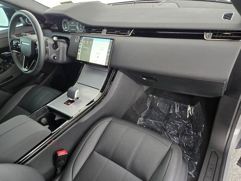 Certified 2025 Land Rover Range Rover Evoque S AWD/4WD image 18