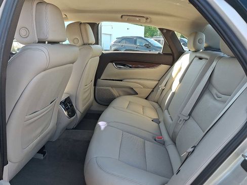 Used 2014 Cadillac XTS Luxury w/ Driver Awareness Package FWD image 11