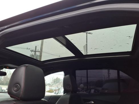 Used 2023 Chevrolet Equinox RS w/ RS Leather Package FWD image 10