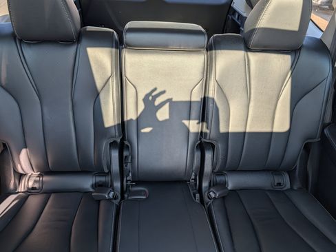 Used 2023 Acura MDX SH-AWD w/ Technology Package image 13