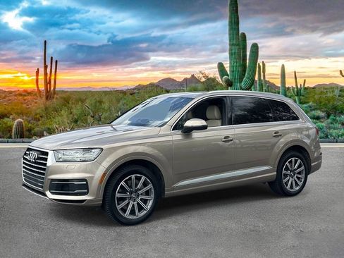 Used 2018 Audi Q7 3.0T Premium Plus w/ Premium Plus Package AWD/4WD image 7