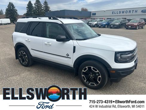 Used 2023 Ford Bronco Sport Outer Banks w/ Tech Package AWD/4WD image 1