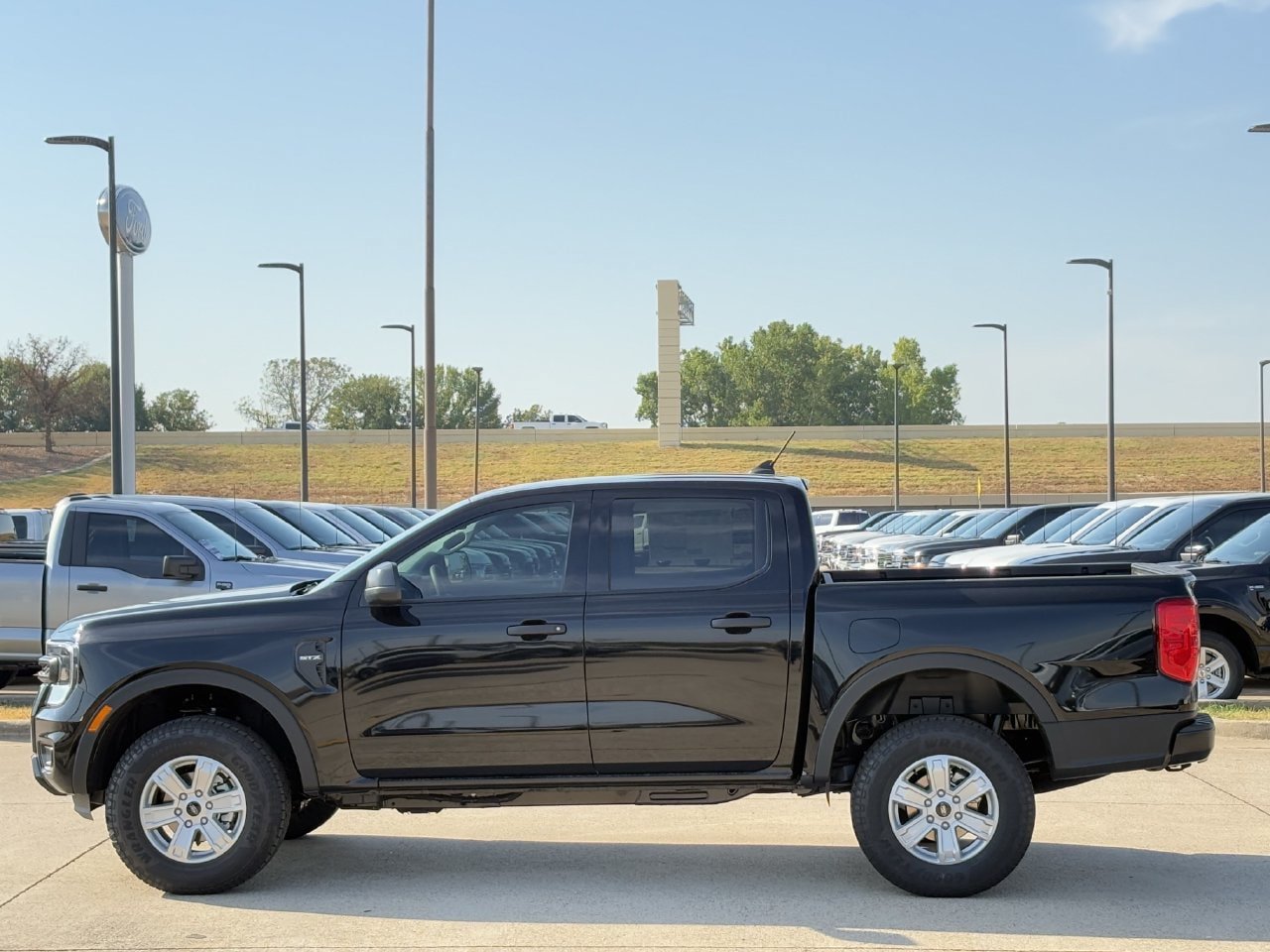 New 2026 Ford Ranger XL w/ Trailer Tow Package RWD image 3