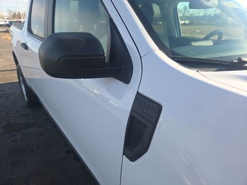 Used 2022 Ford Maverick XL image 6