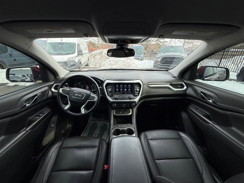 Used 2023 GMC Acadia SLT w/ Trailering Package image 11