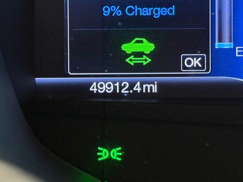 Used 2019 Ford Fusion Energi Titanium FWD image 39