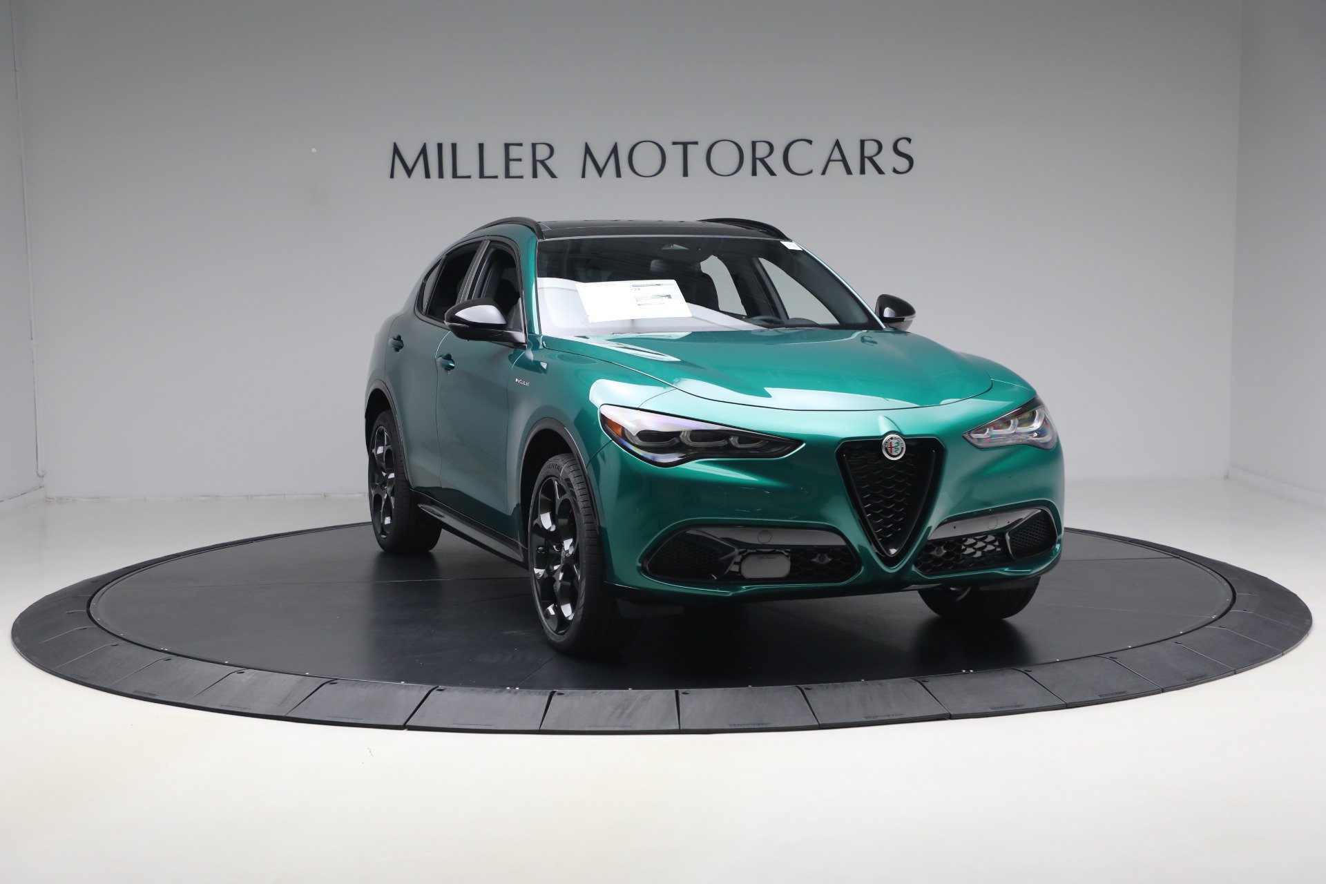 New 2026 Alfa Romeo Stelvio Sprint AWD/4WD image 10
