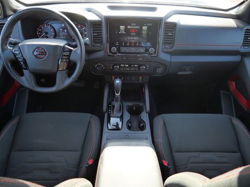 Used 2024 Nissan Frontier PRO-4X w/ Pro Convenience Package image 10